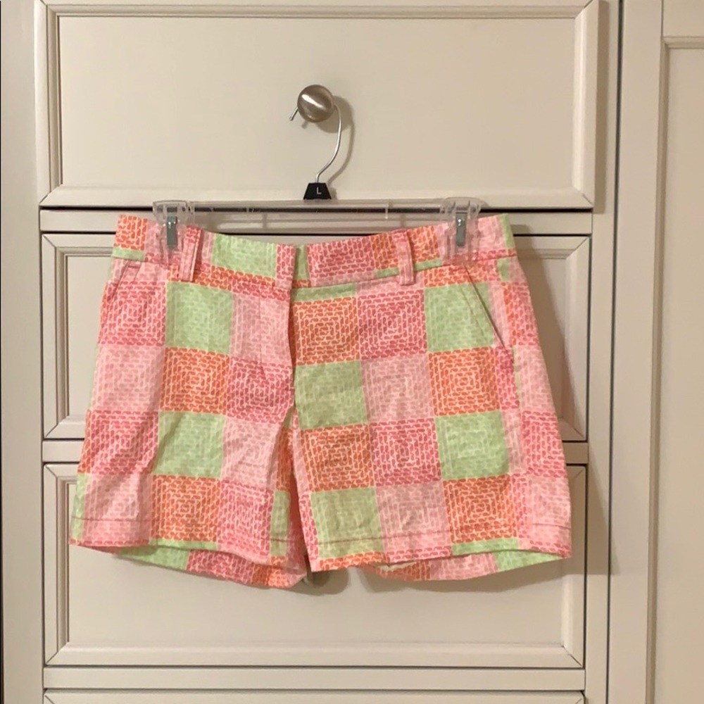 Vineyard Vines shorts